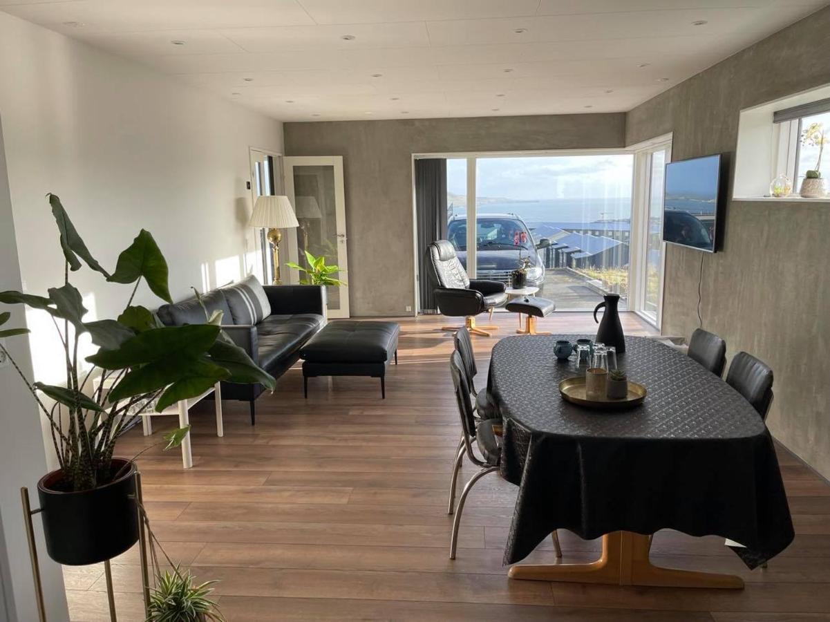 Modern Apartment With City & Oceanside View Torshavn Exterior photo